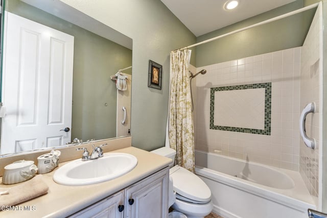3936 Eagle Flight Drive, Simi Valley, CA 93065 — photo 28 of 32