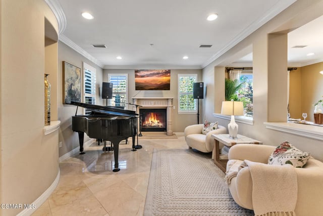 3936 Eagle Flight Drive, Simi Valley, CA 93065 — photo 6 of 32