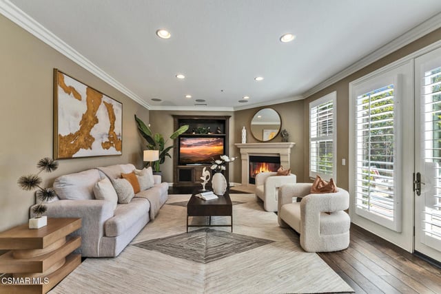 3936 Eagle Flight Drive, Simi Valley, CA 93065 — photo 9 of 32
