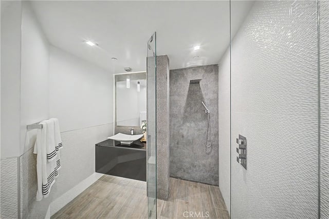 9459 Beverly Crest, Beverly Hills, CA 90210 — photo 19 of 71
