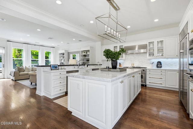 4169 Prado De La Puma, Calabasas, CA 91302 — photo 7 of 32