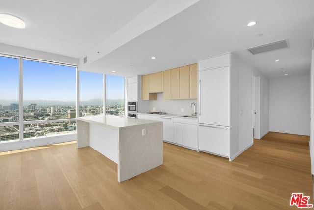 877 Francisco Street 2811, Los Angeles, CA 90017 — photo 14 of 75