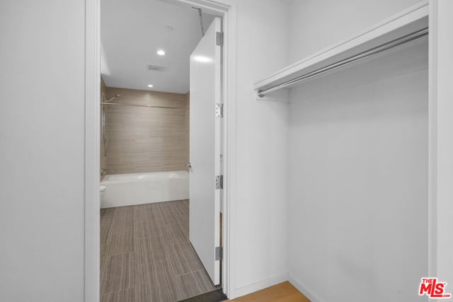 877 Francisco Street 2811, Los Angeles, CA 90017 — photo 22 of 75