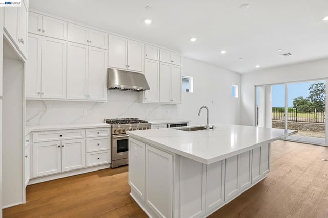 1079 Riverbend Drive, Brentwood, CA 94513 — photo 7 of 24