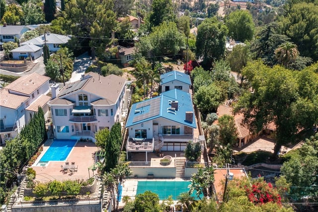 22459 Venido, Woodland Hills, CA 91364 — photo 74 of 75