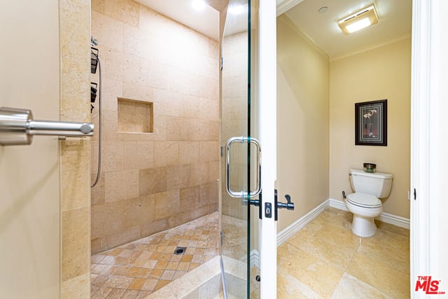 5057 Maplewood Avenue PH4, Los Angeles, CA 90004 — photo 18 of 35