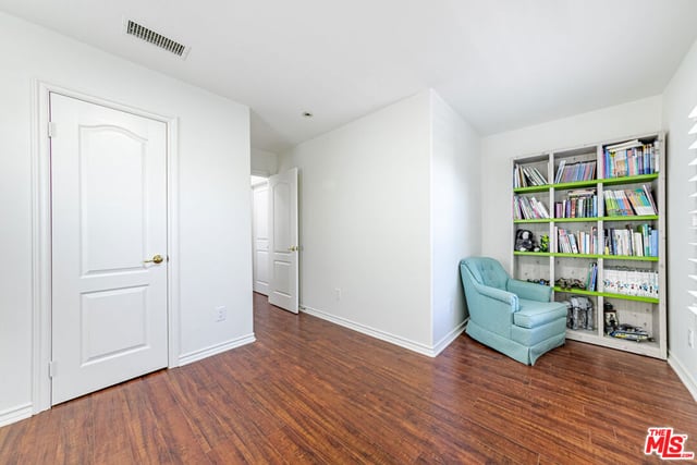 25684 Via Ventana, Valencia, CA 91381 — photo 33 of 48
