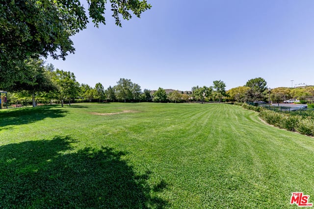 25684 Via Ventana, Valencia, CA 91381 — photo 44 of 48