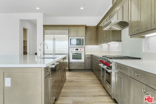 20534 Edgewood Court, Chatsworth, CA 91311 — photo 17 of 54