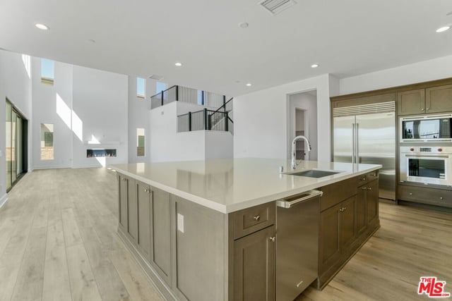 20534 Edgewood Court, Chatsworth, CA 91311 — photo 18 of 54
