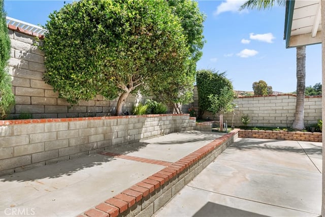 28924 Raintree Lane, Saugus, CA 91390 — photo 41 of 49