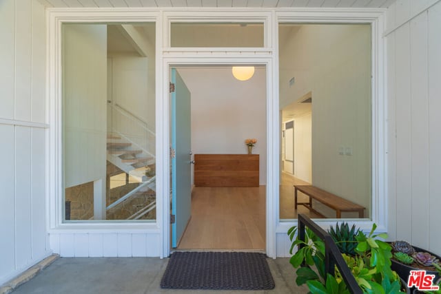 1071 Tellem Drive, Pacific Palisades, CA 90272 — photo 5 of 67