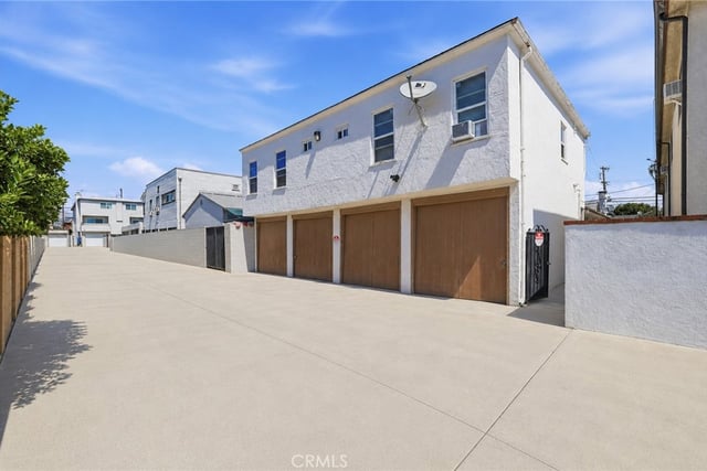 549 W 12th Street, San Pedro, CA 90731 — photo 2 of 35