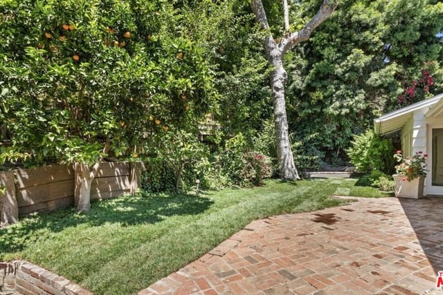 3933 Mandeville Canyon Road, Los Angeles, CA 90049 — photo 14 of 16