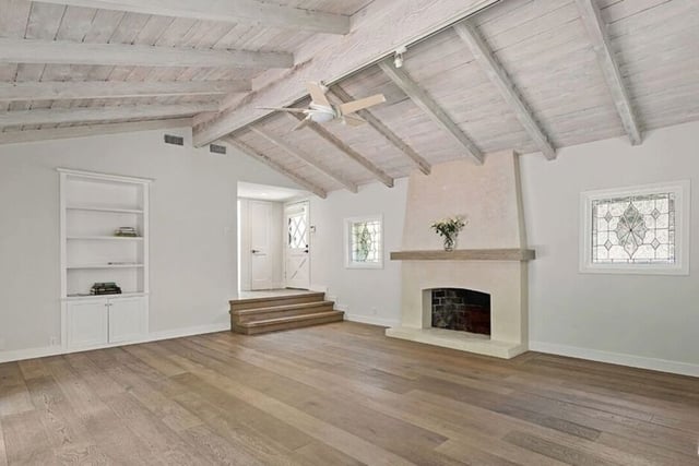 3933 Mandeville Canyon Road, Los Angeles, CA 90049 — photo 4 of 16