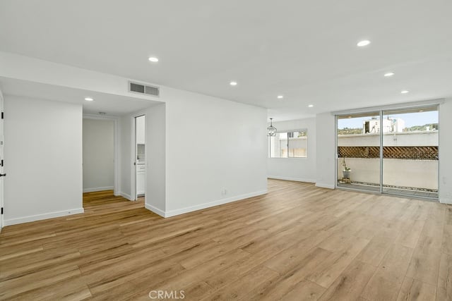 4637 Willis Avenue 306, Sherman Oaks, CA 91403 — photo 10 of 26