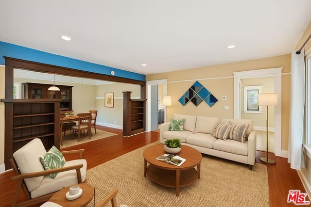 4812 Arlington Avenue, Los Angeles, CA 90043 — photo 4 of 39