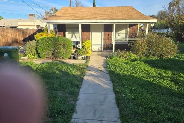 7402 Nestle, Reseda, CA 91335 — photo 2 of 23