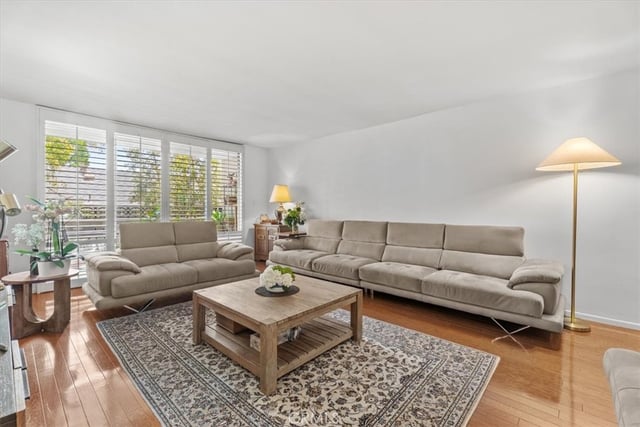 15248 Dickens Street 205, Sherman Oaks, CA 91403 — photo 3 of 18