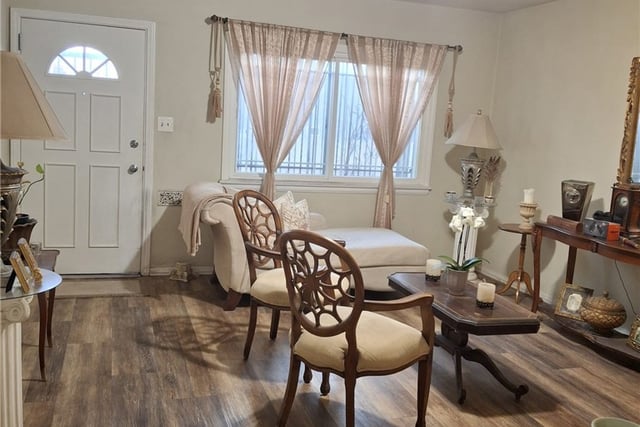 1346 W Century, Los Angeles, CA 90044 — photo 2 of 11