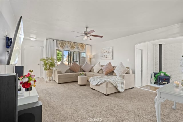 916 W Avenue J8, Lancaster, CA 93534 — photo 4 of 23