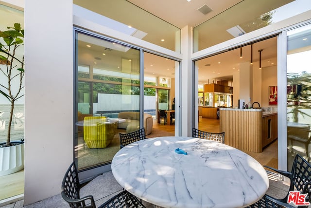 2241 Bowmont Drive, Beverly Hills, CA 90210 — photo 11 of 45
