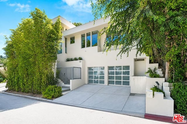 2241 Bowmont Drive, Beverly Hills, CA 90210 — photo 2 of 45