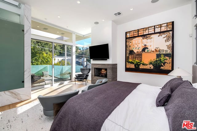 2241 Bowmont Drive, Beverly Hills, CA 90210 — photo 41 of 45