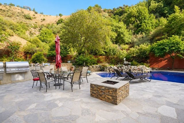 2451 Nichols Canyon Road, Los Angeles, CA 90046 — photo 3 of 24