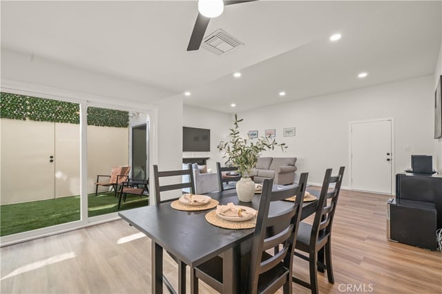 308 1/2 Commonwealth Avenue, Los Angeles, CA 90020 — photo 11 of 35
