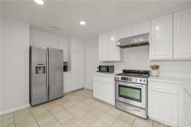 308 1/2 Commonwealth Avenue, Los Angeles, CA 90020 — photo 17 of 35