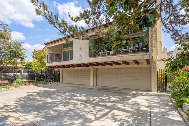 308 1/2 Commonwealth Avenue, Los Angeles, CA 90020 — photo 3 of 35