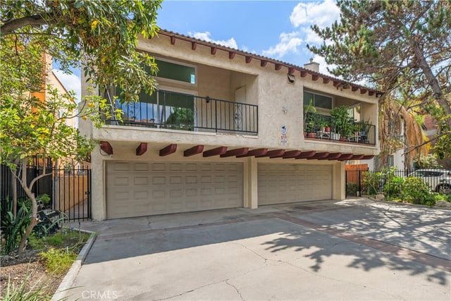 308 1/2 Commonwealth Avenue, Los Angeles, CA 90020 — photo 4 of 35