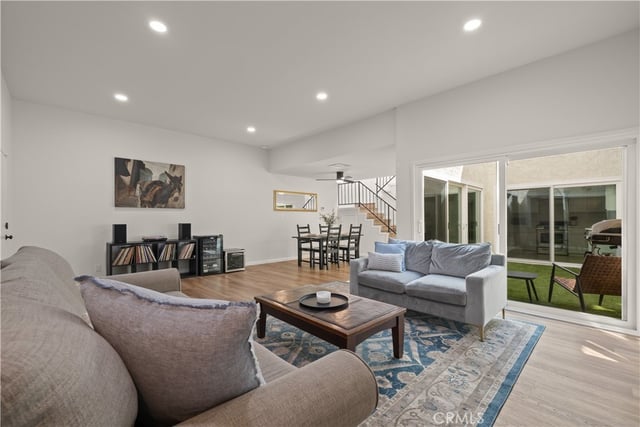 308 1/2 Commonwealth Avenue, Los Angeles, CA 90020 — photo 8 of 35