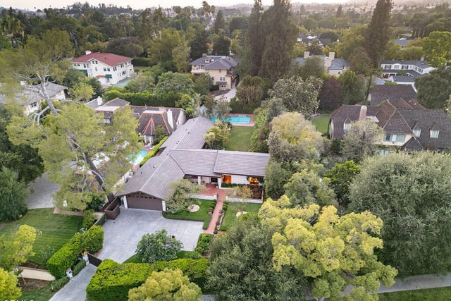 1115 S Oak Knoll Avenue, Pasadena, CA 91106 — photo 20 of 21
