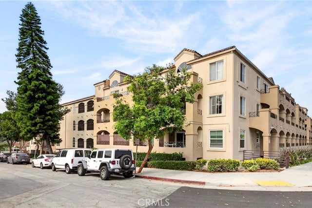 1775 Ohio Avenue 106, Long Beach, CA 90804 — photo 3 of 36