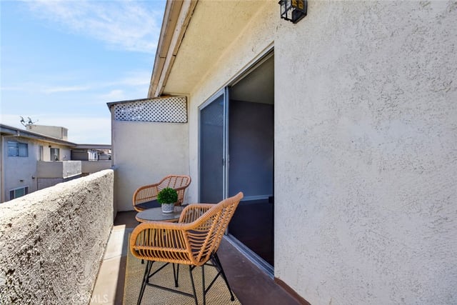5412 Lindley Avenue 322, Encino, CA 91316 — photo 27 of 51