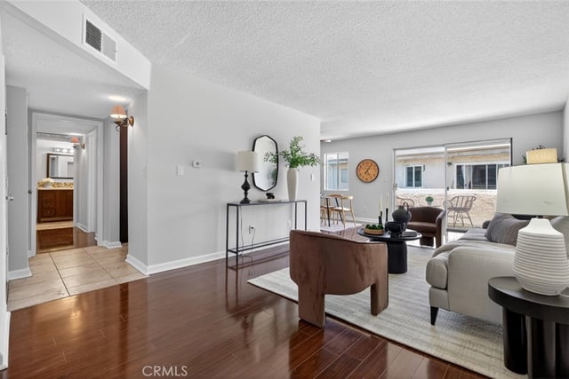 5412 Lindley Avenue 322, Encino, CA 91316 — photo 3 of 51