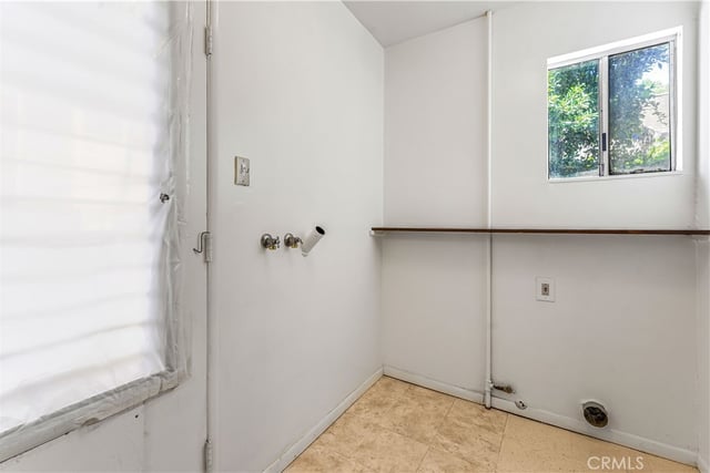 11139 Cohasset, Sun Valley, CA 91352 — photo 16 of 33