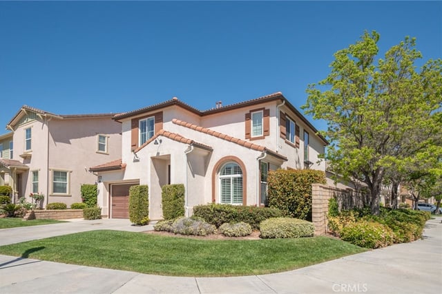 28802 Silversmith, Valencia, CA 91354 — photo 3 of 34