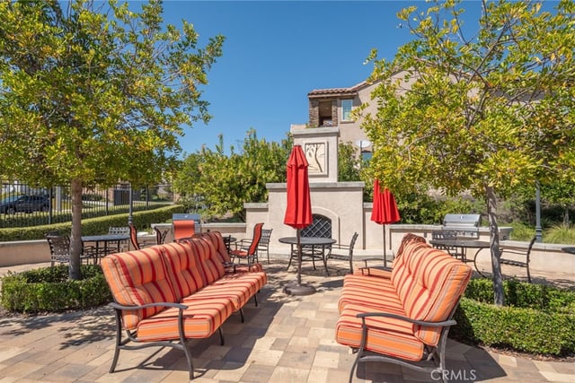 28802 Silversmith, Valencia, CA 91354 — photo 31 of 34