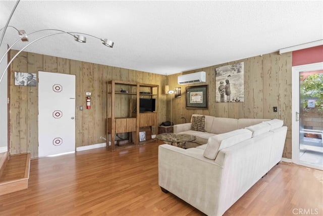 2355 Heywood Street, Simi Valley, CA 93065 — photo 10 of 25