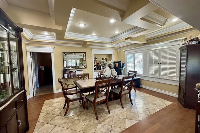 1758 W 51st Street, Los Angeles, CA 90062 — photo 4 of 34