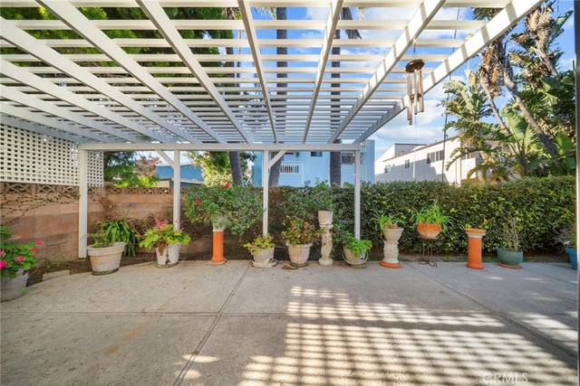 1277 Devon, Ventura, CA 93001 — photo 39 of 47