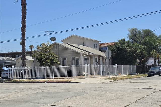 6302 Brynhurst, Los Angeles, CA 90043 — photo 15 of 20
