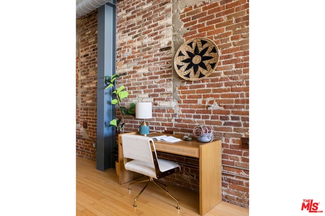 500 Molino Street 207, Los Angeles, CA 90013 — photo 11 of 20