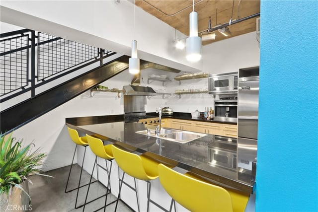 835 Locust 212, Long Beach, CA 90813 — photo 19 of 36