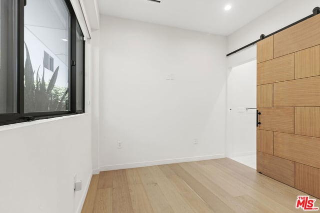 11341 Pearl Street, Los Angeles, CA 90064 — photo 4 of 44