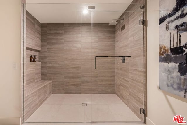 425 N Palm Drive 202, Beverly Hills, CA 90210 — photo 27 of 37