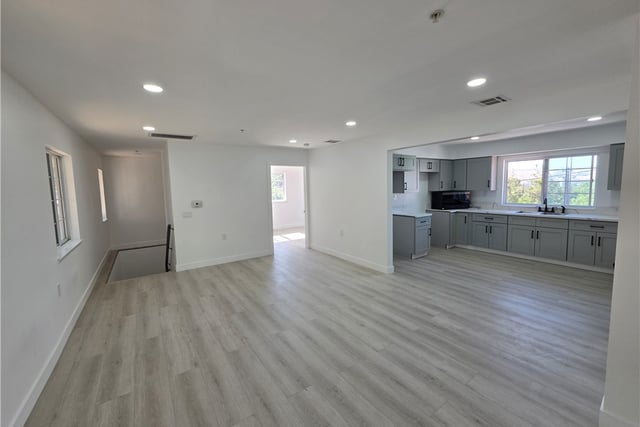 6130 Birch Street, Simi Valley, CA 93063 — photo 7 of 38